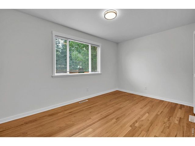 1065 Gillaspie Dr, Boulder, CO 80305
