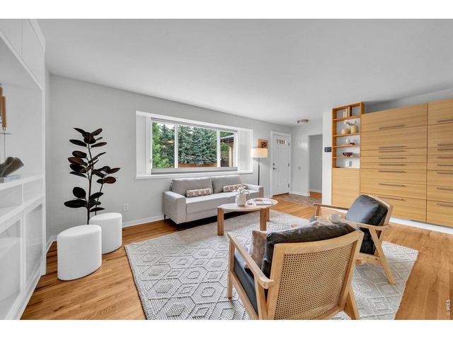 1065 Gillaspie Dr, Boulder, CO 80305