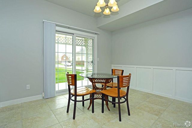 6145 Windermere Lane, Shelby Twp, MI 48316