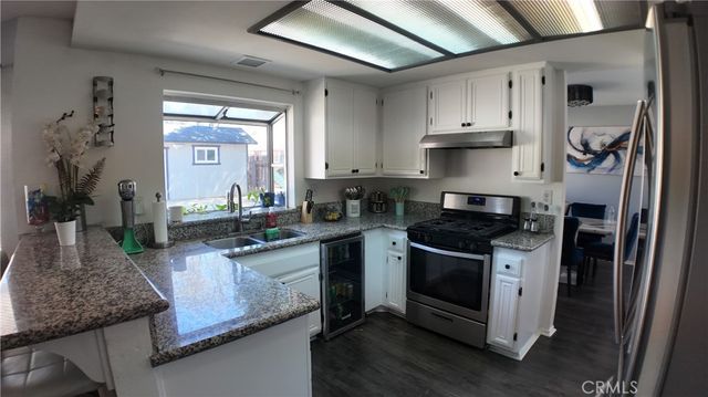 2335 Langhorn, Lancaster, CA 93535