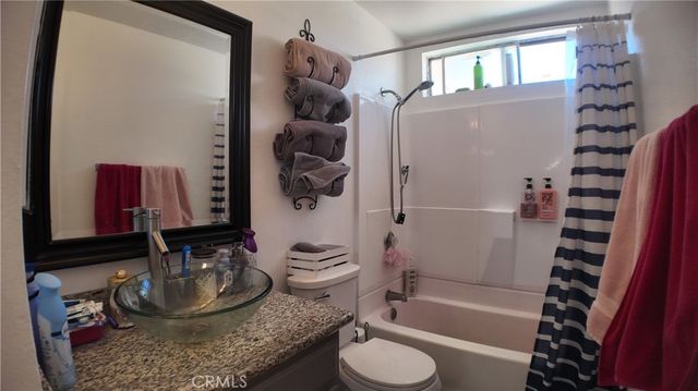 2335 Langhorn, Lancaster, CA 93535