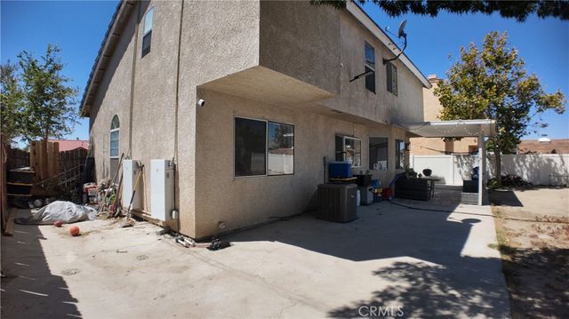 2335 Langhorn, Lancaster, CA 93535