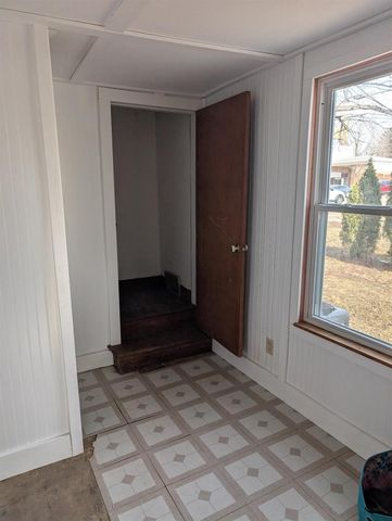 404 Stoughton Road, Edgerton, WI 53534