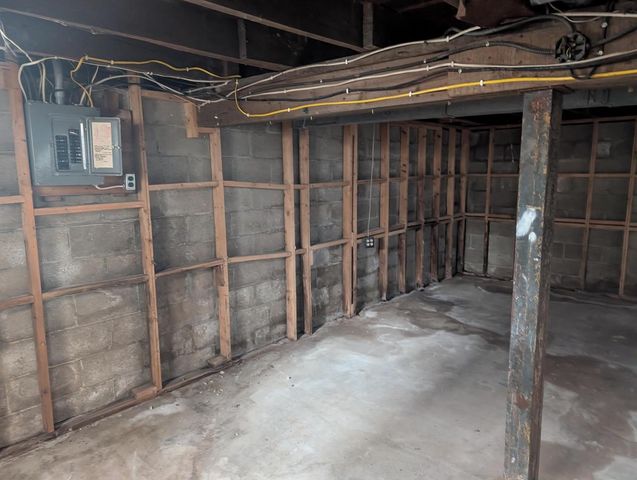 404 Stoughton Road, Edgerton, WI 53534