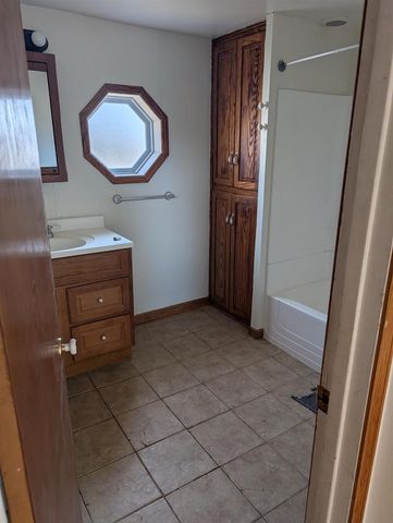404 Stoughton Road, Edgerton, WI 53534