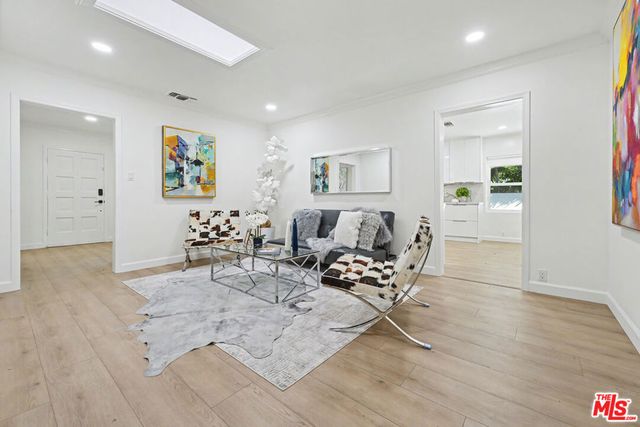 344 S Camden Drive, Beverly Hills, CA 90212