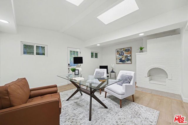 344 S Camden Drive, Beverly Hills, CA 90212