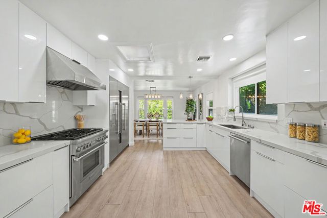344 S Camden Drive, Beverly Hills, CA 90212