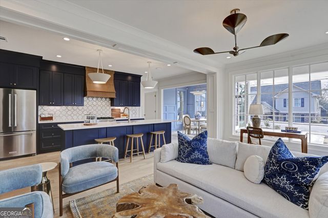 440 Ridgewood Avenue NW, Gainesville, GA 30501