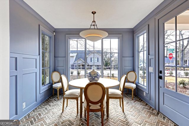 440 Ridgewood Avenue NW, Gainesville, GA 30501