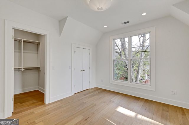 440 Ridgewood Avenue NW, Gainesville, GA 30501