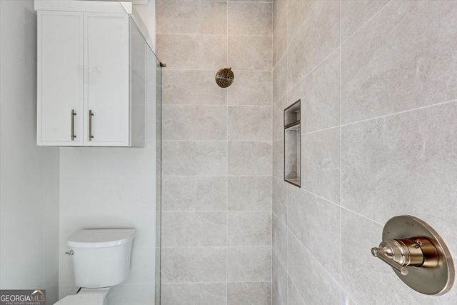 440 Ridgewood Avenue NW, Gainesville, GA 30501