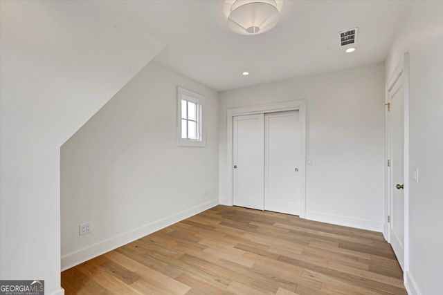 440 Ridgewood Avenue NW, Gainesville, GA 30501