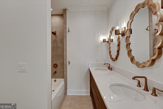 440 Ridgewood Avenue NW, Gainesville, GA 30501