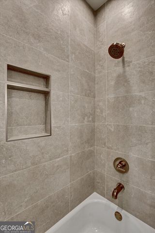 440 Ridgewood Avenue NW, Gainesville, GA 30501