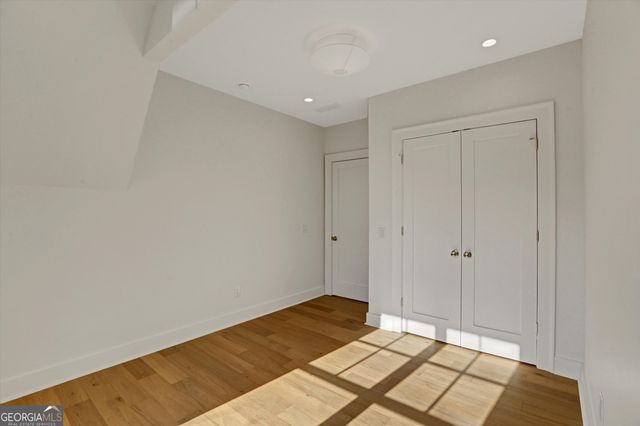 440 Ridgewood Avenue NW, Gainesville, GA 30501