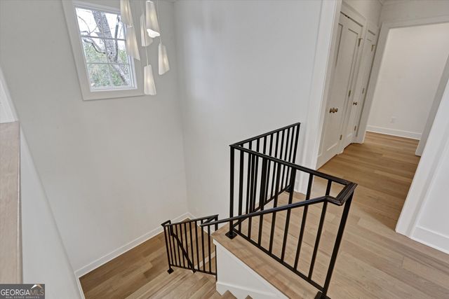 440 Ridgewood Avenue NW, Gainesville, GA 30501