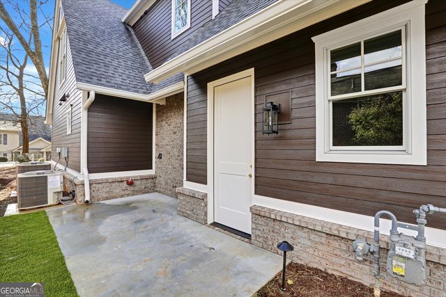 440 Ridgewood Avenue NW, Gainesville, GA 30501