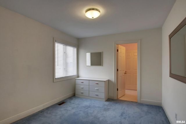 3131 Acadia Drive, Quincy, IL 62301