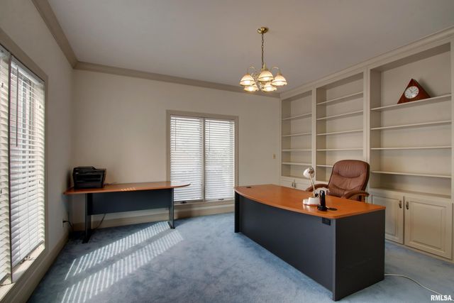 3131 Acadia Drive, Quincy, IL 62301