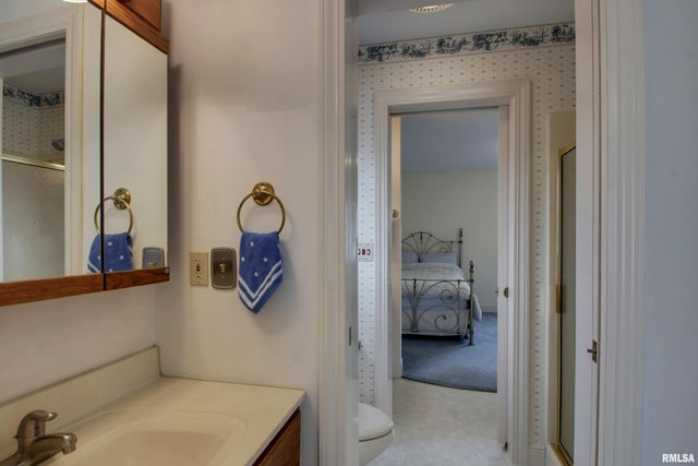 3131 Acadia Drive, Quincy, IL 62301