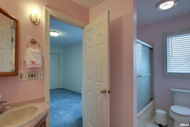 3131 Acadia Drive, Quincy, IL 62301