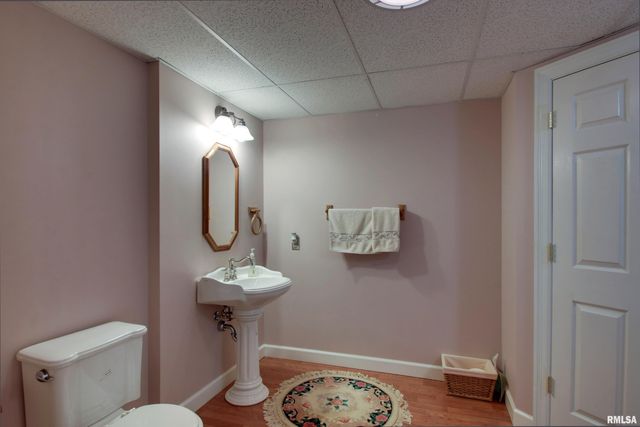 3131 Acadia Drive, Quincy, IL 62301