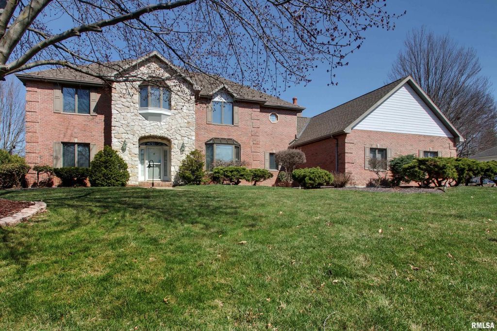 3131 Acadia Drive, Quincy, IL 62301