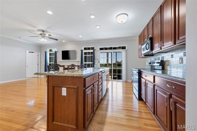 253 Meadows Of Wildwood Boulevard, Grover, MO 63040