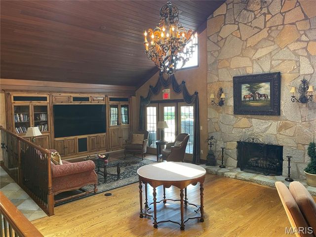 253 Meadows Of Wildwood Boulevard, Grover, MO 63040