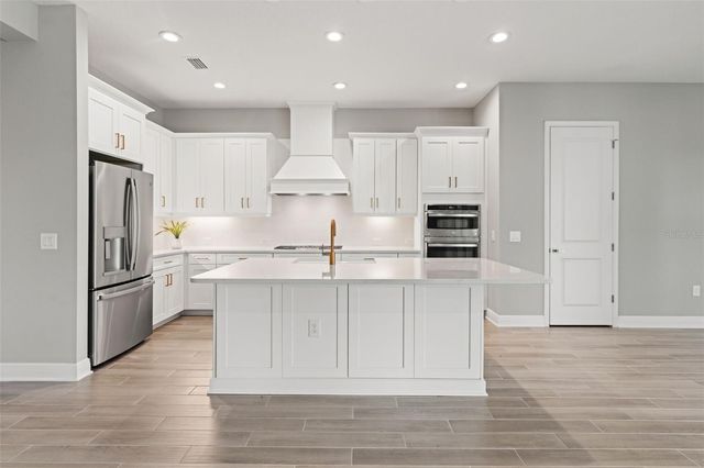 21297 HOLMES CIRCLE, Venice, FL 34293
