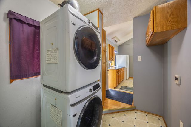 401 Hart Avenue, Des Moines, IA 50315