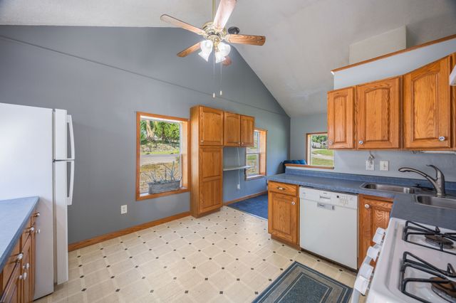 401 Hart Avenue, Des Moines, IA 50315