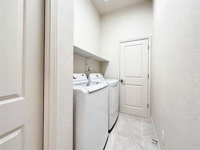 151 Fernleaf Court NW, Albuquerque, NM 87107