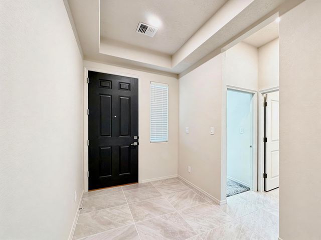 151 Fernleaf Court NW, Albuquerque, NM 87107