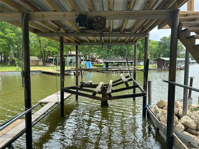 160 Buffalo Springs Road, Mabank, TX 75156