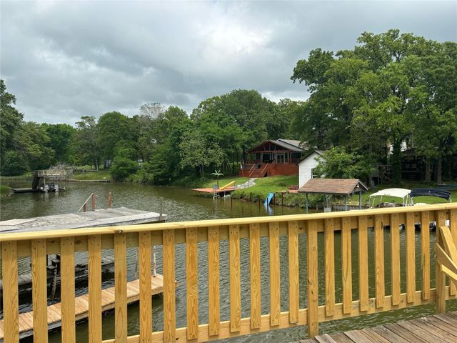 160 Buffalo Springs Road, Mabank, TX 75156