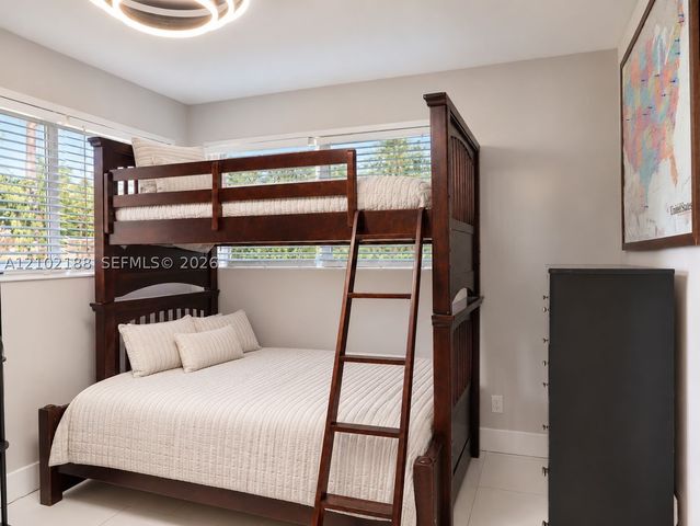 500 NW 30th St, Wilton Manors, FL 33311