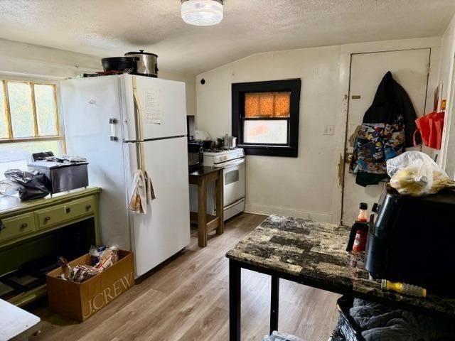 1332 ELM STREET, Green Bay, WI 54302