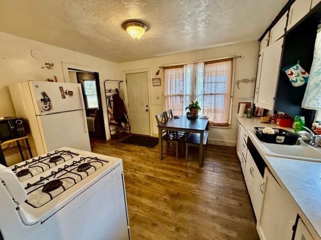 1332 ELM STREET, Green Bay, WI 54302