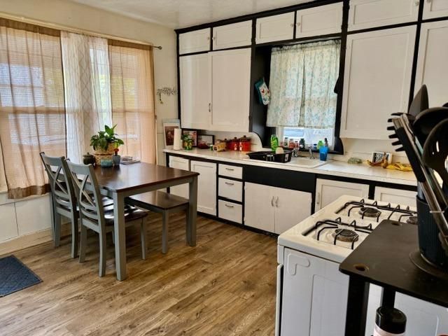 1332 ELM STREET, Green Bay, WI 54302