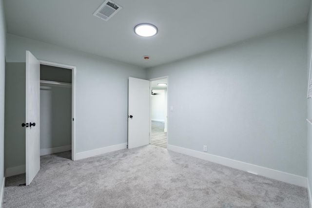 2452 S Holloway Avenue, Fresno, CA 93725