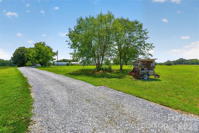 1627 Rehobeth Church Road, Shelby, NC 28150
