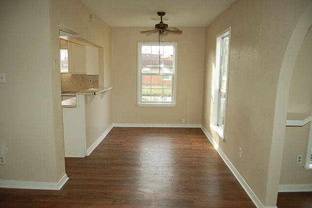 7304 Kinney Street, Houston, TX 77087