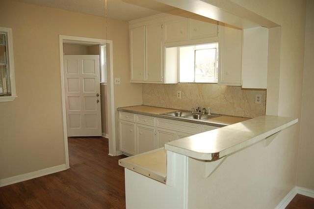 7304 Kinney Street, Houston, TX 77087