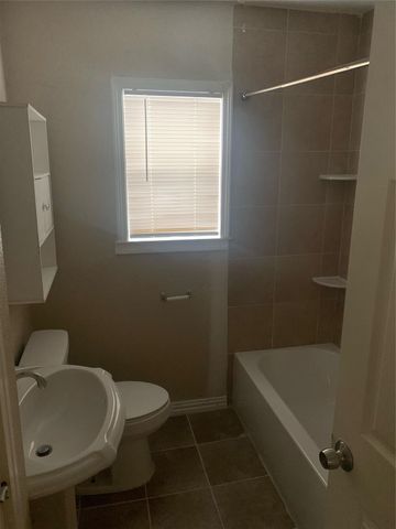 7304 Kinney Street, Houston, TX 77087