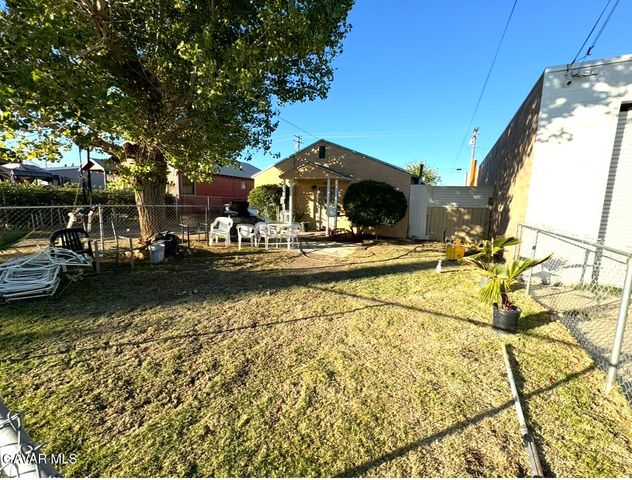 45131 Trevor Avenue, Lancaster, CA 93534