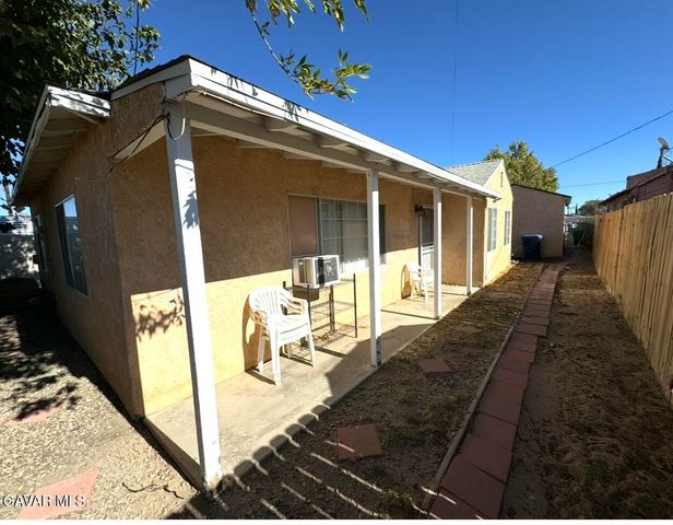 45131 Trevor Avenue, Lancaster, CA 93534