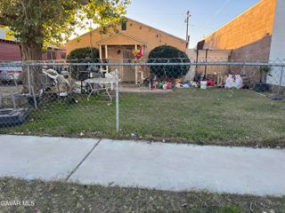 45131 Trevor Avenue, Lancaster, CA 93534