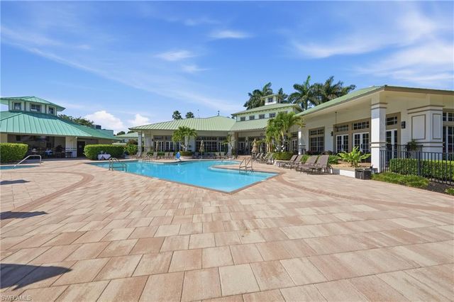 3976 Bishopwood CT E 3-102, Naples, FL 34114